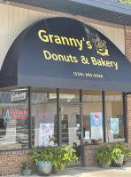 Granny's Donuts Bakery food