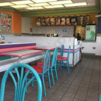 Taco Bell inside