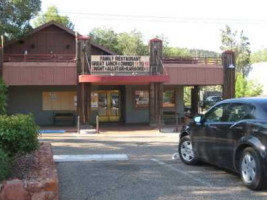 Olde Sedona Family Restaurant Bar and Grill outside