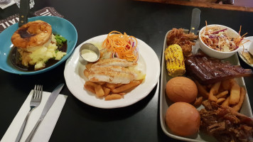 Gosnells Hotel food