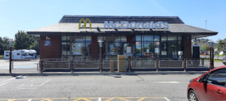 Mcdonald's outside