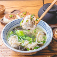 Kung Fu Little Steamed Buns Ramen food