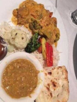 Khana Peena Indian Cuisine food