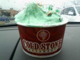 Cold Stone Creamery outside