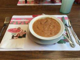 Heidi's Of Gresham food