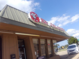 Taqueria El Jalepeno outside