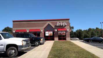 Arby's outside