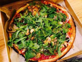 Blaze Pizza food