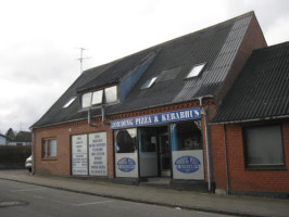 Bording Pizza Kebabhouse outside