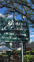 George Louie's Seafood inside