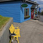 St-Laurent Cafe Galerie outside