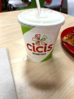 Cicis Pizza food