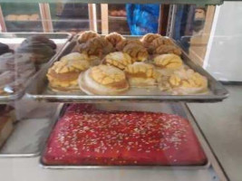 La Flor Mexican Bakery food