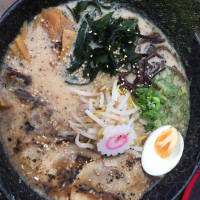 Oishii Ramen food