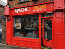 Apache Pizza outside