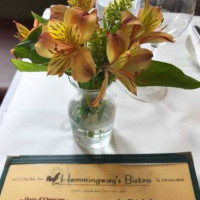 Hemmingway's Bistro food