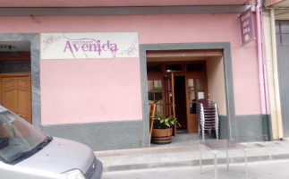 Avenida outside