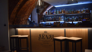 Sensi Bistro Cocktail food