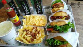 Shake Shack New Haven food