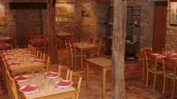 Auberge Saint Hernin food