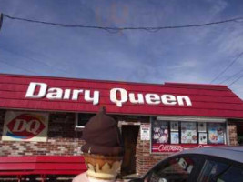 Dairy Queen outside