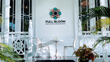 Full Bloom Coffee Roasters food