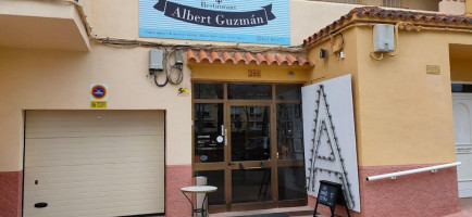 Albert Guzmán food