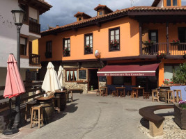 Bar Restaurante Los Camachos Potes inside