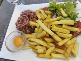 Le grand cafe food