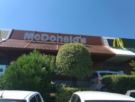 Mcdonald's outside