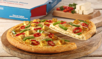 Domino's Pizza food