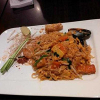 A-roy Thai food