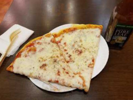 Vita Nova New York Style Pizza food