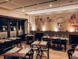 Le Bistrot de Leonard food