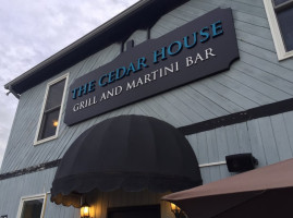 The Cedar House food