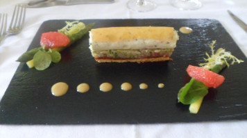 Château des Comtes de Challes food