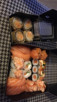 Aruki Sushi Delivery food