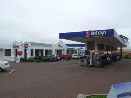 Engen Reggies 1 Stop outside