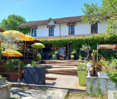 Le Relais De L'ecluse outside