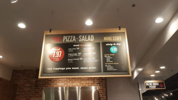 Mod Pizza inside