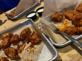 Buffalo Wild Wings Grill & Bar food