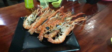 ร้านโจ้กุ้งเผา food