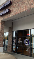 Insomnia Cookies food