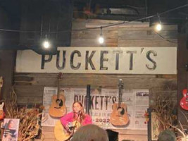 Puckett's Grocery and Restaurant food