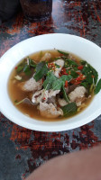 ก๋วยเตี๋ยวลุงศักดิ์ food