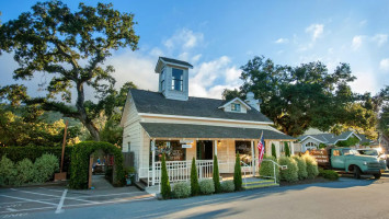 Albatross Ridge Tasting Cottage Carmel Valley outside