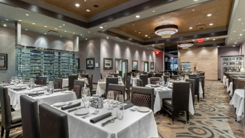 Morton's The Steakhouse White Plains food