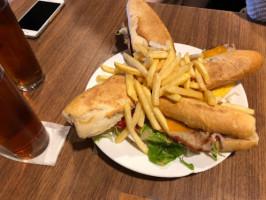 100 Montaditos Ancha De Gracia food