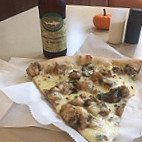 Tonino's Pizza Italian Eatery food