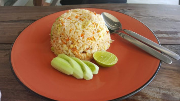 ร้านคุณตุ๋ม สเต็กหนองแค food